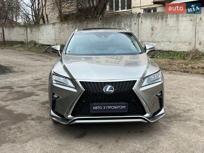 Lexus-36