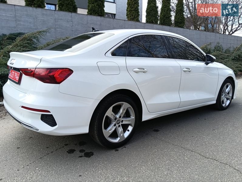 Audi-9