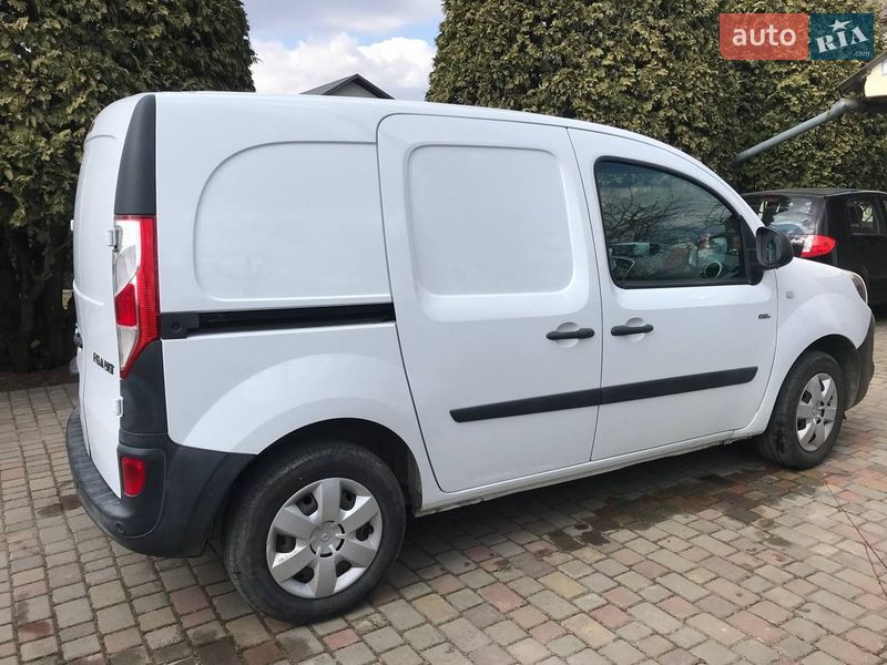 Renault-3