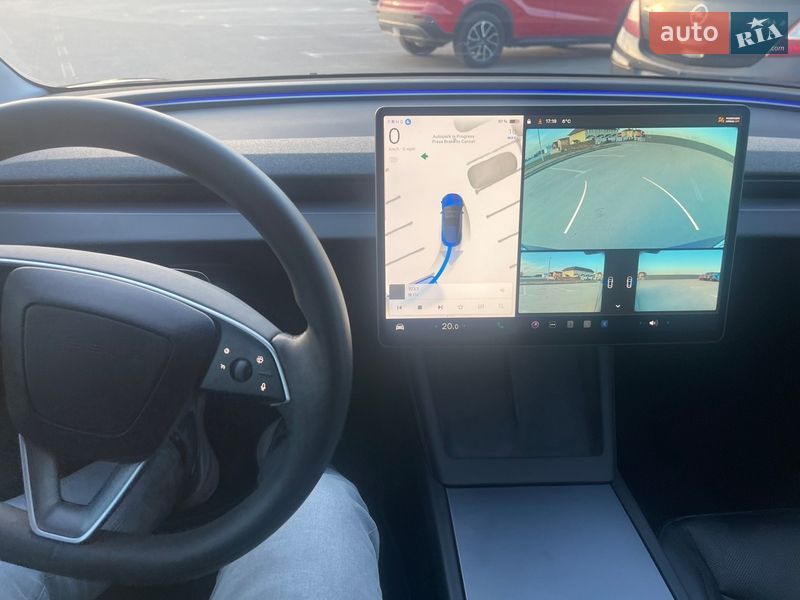 Tesla-4