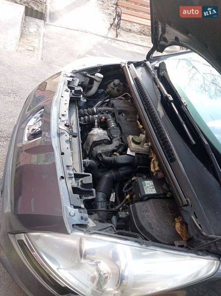 Peugeot-8