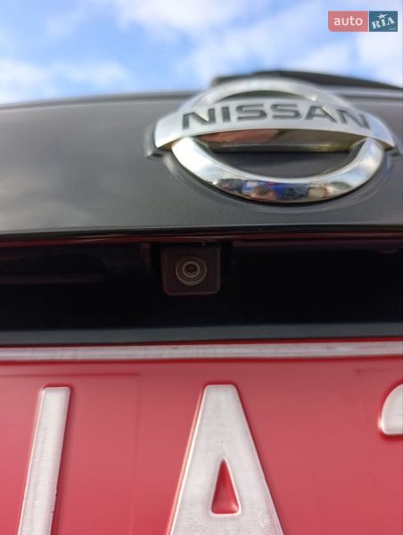 Nissan-0