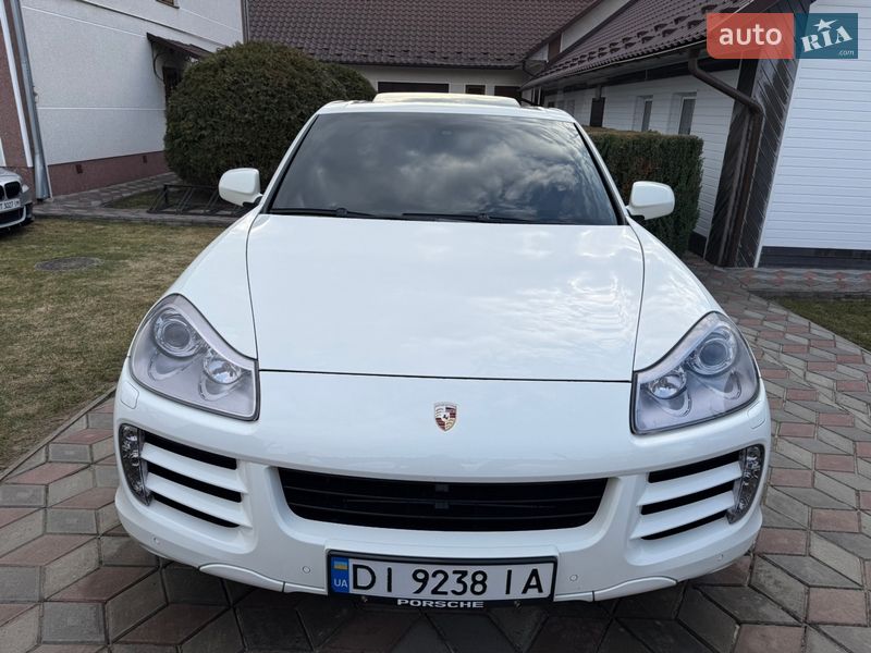 Porsche-34