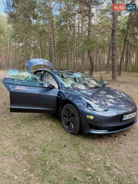 Tesla-1