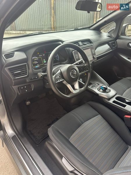 Nissan-10