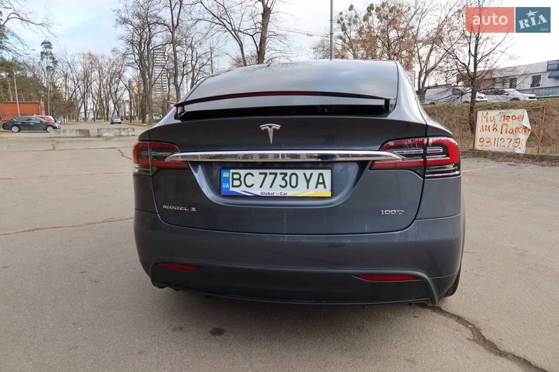 Tesla-8