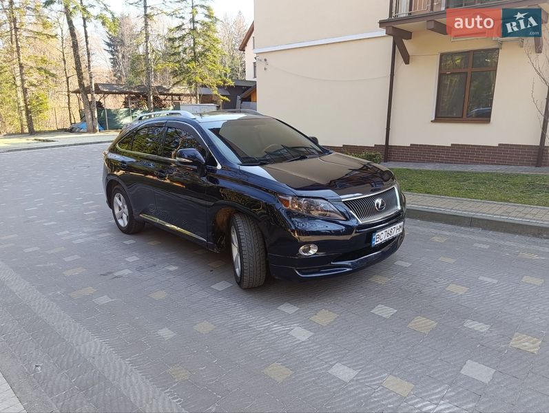 Lexus-19