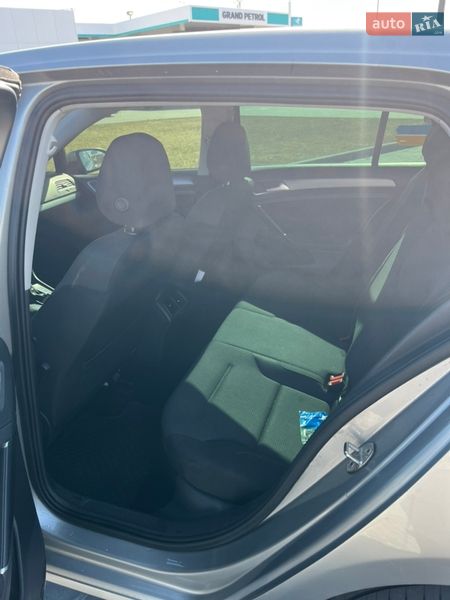 Volkswagen Golf 2014