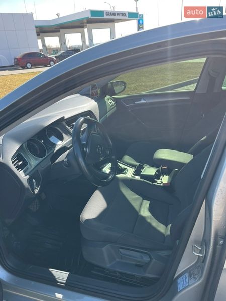 Volkswagen Golf 2014