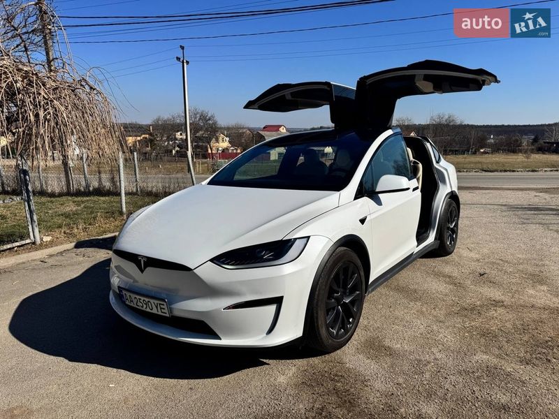 Tesla-20