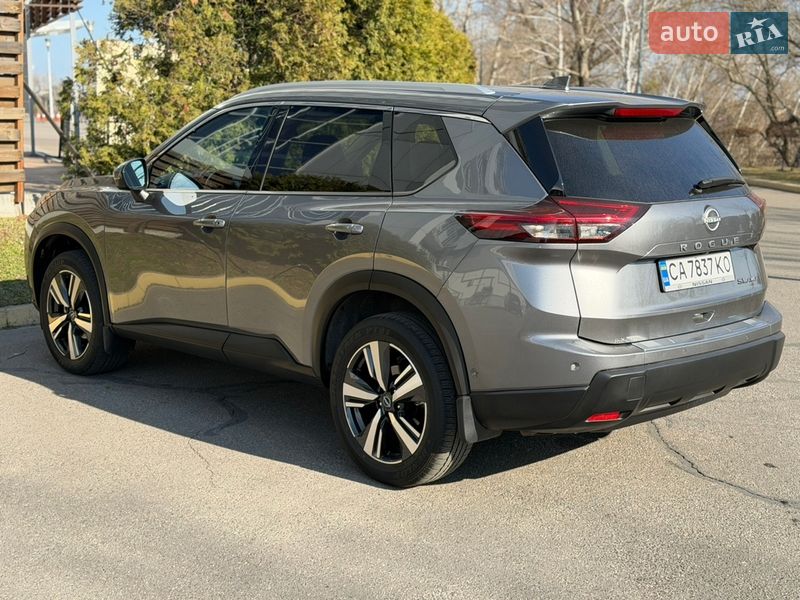 Nissan-4