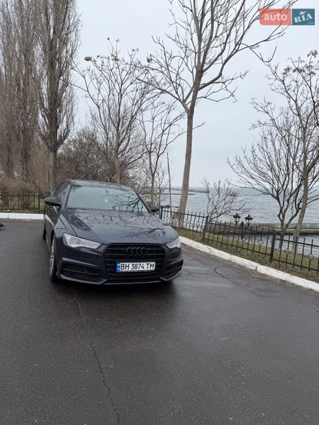 Audi-0