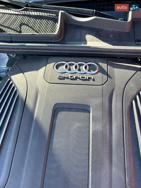 Audi-37