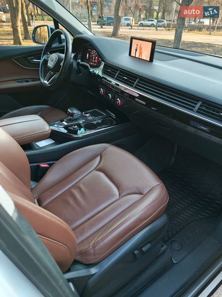 Audi-33