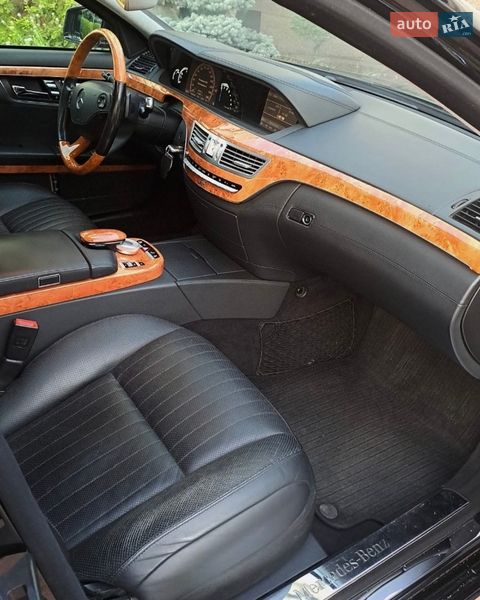 Mercedes-Benz S-Class 2008