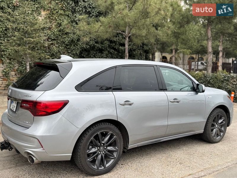Acura-6