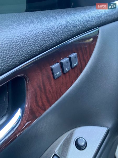 Infiniti-19