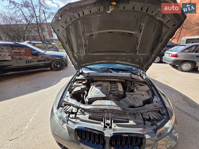 BMW-12