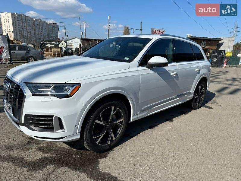Audi-22