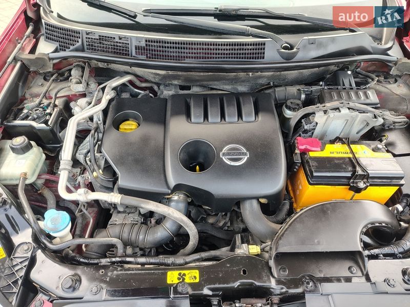 Nissan-2