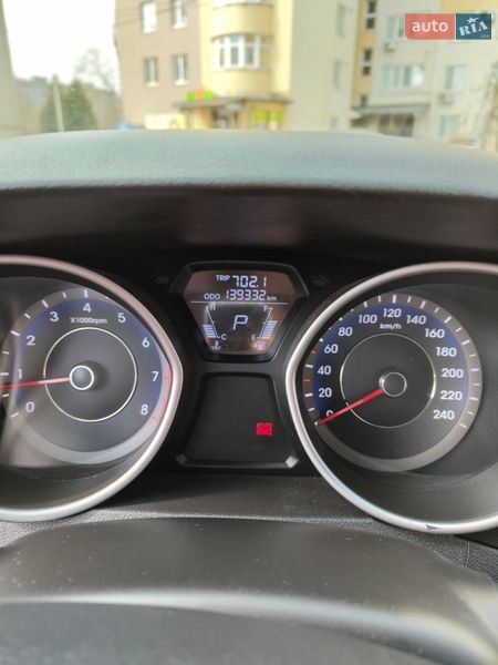 Hyundai-23