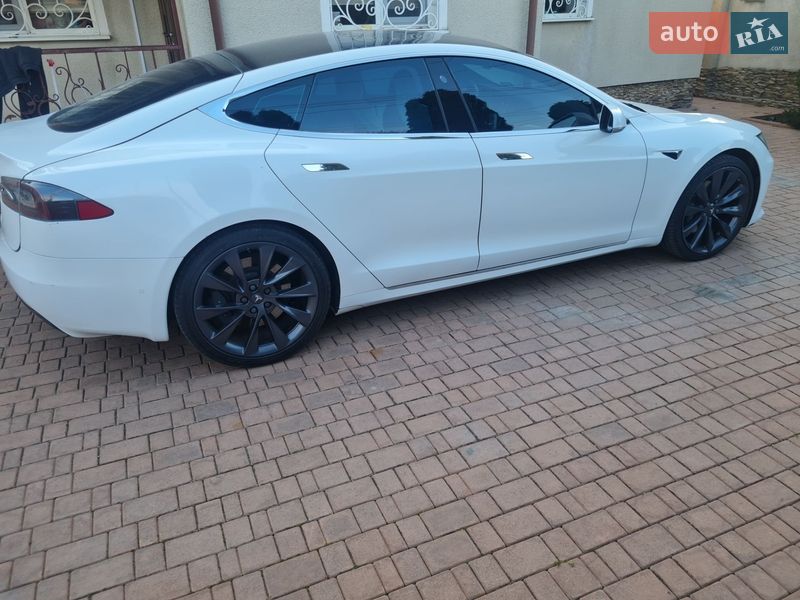 Tesla-6