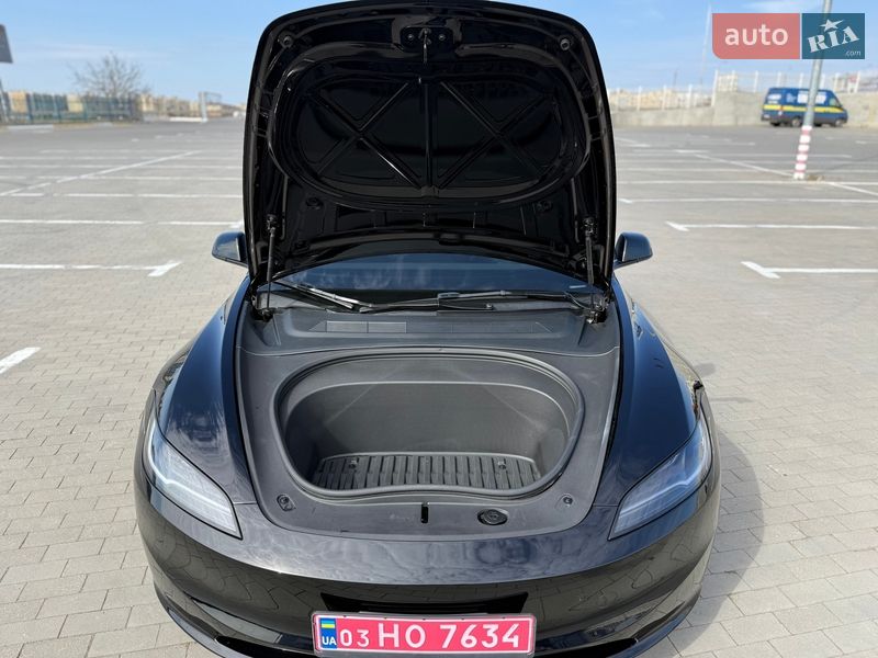 Tesla-3