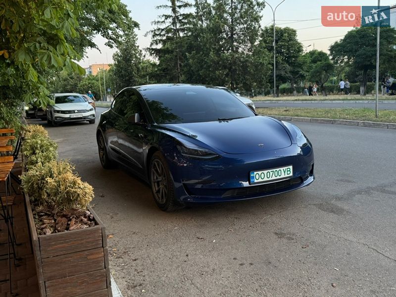 Tesla-6