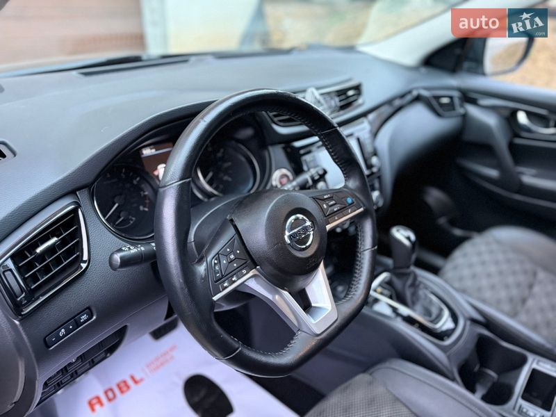 Nissan-8
