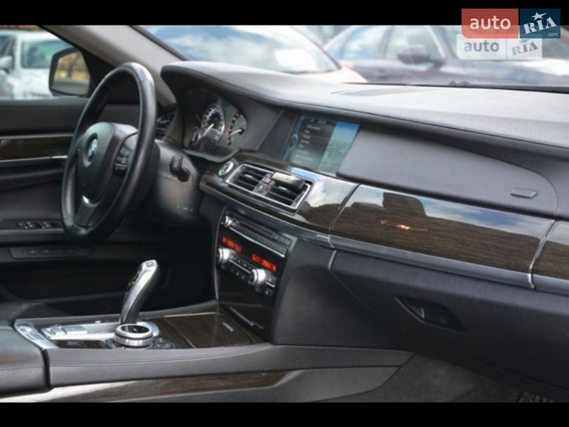 BMW-32