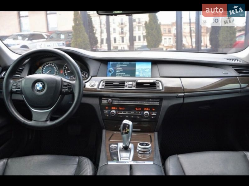 BMW-30