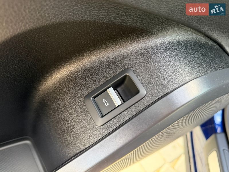 Audi-44