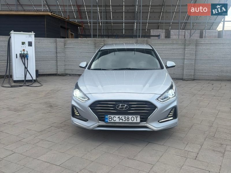Hyundai-0