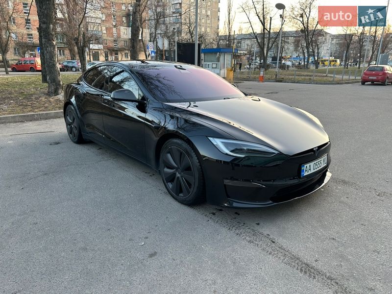 Tesla-8