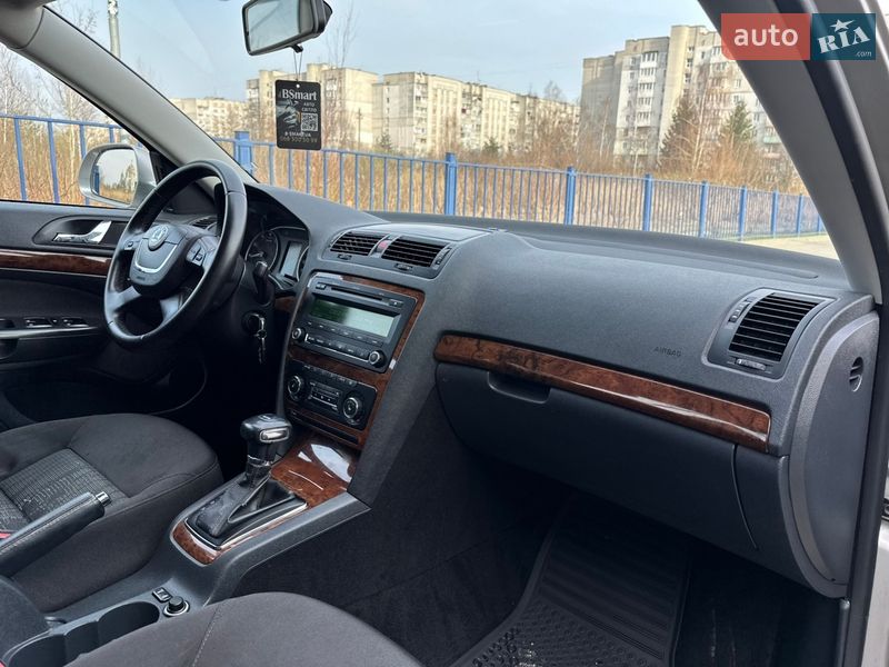 Skoda-25