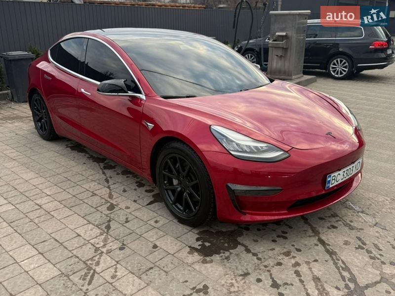 Tesla-3