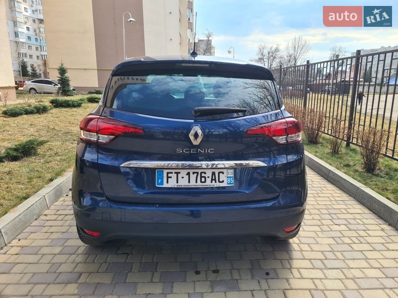 Renault-33