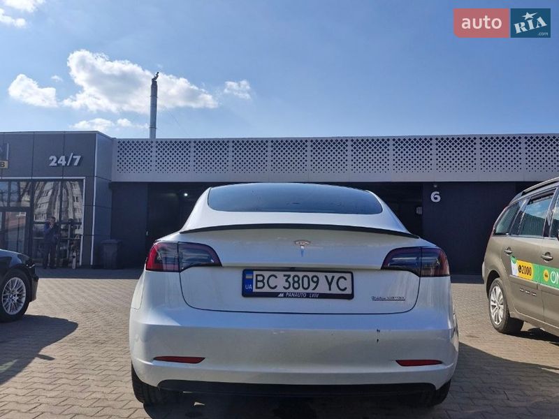 Tesla-5