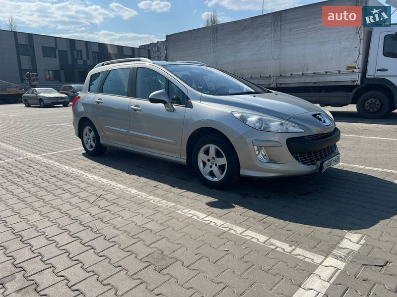 Peugeot-2