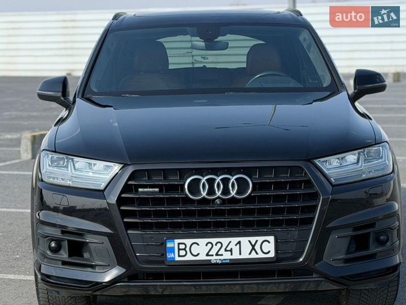 Audi-21