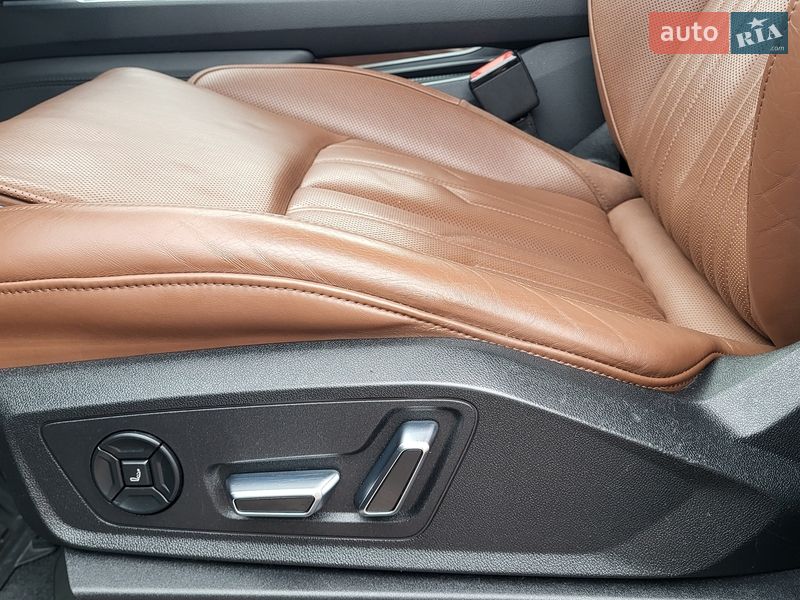 Audi-33