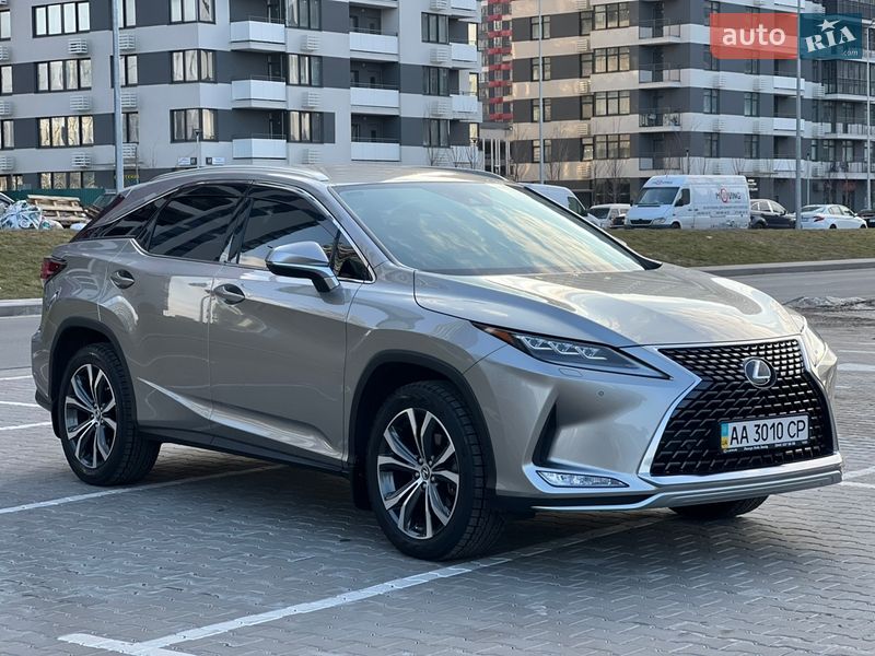 Lexus-18