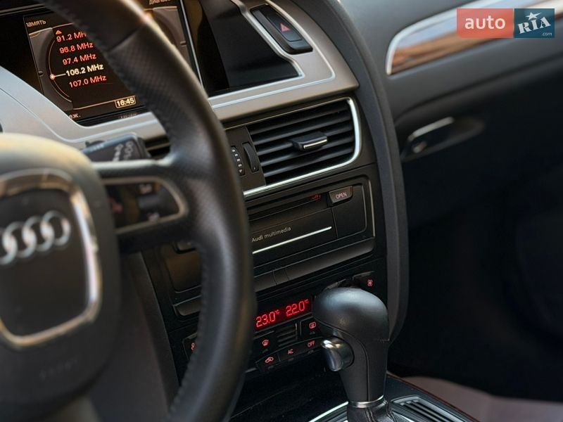 Audi-30