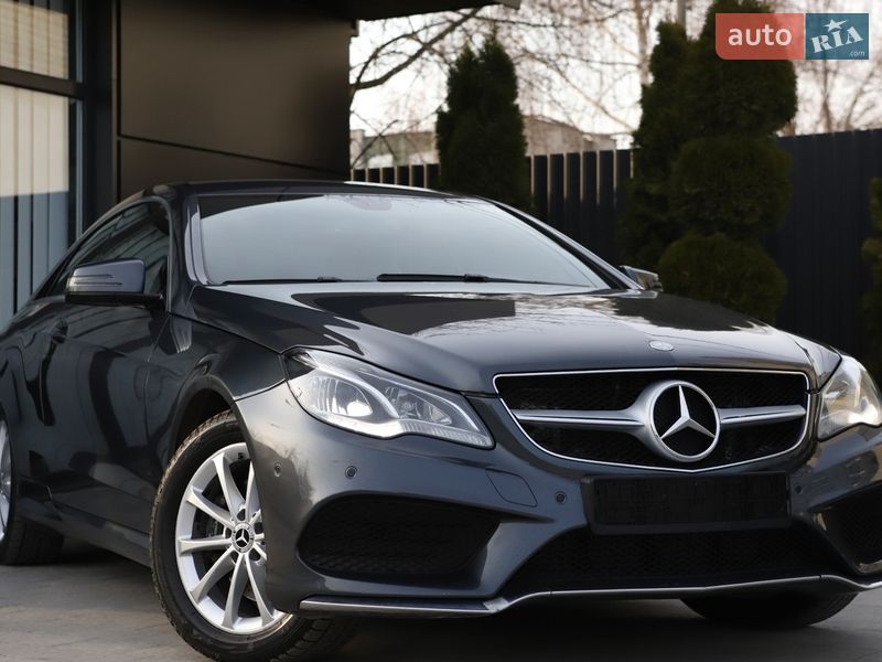 Mercedes-Benz-27