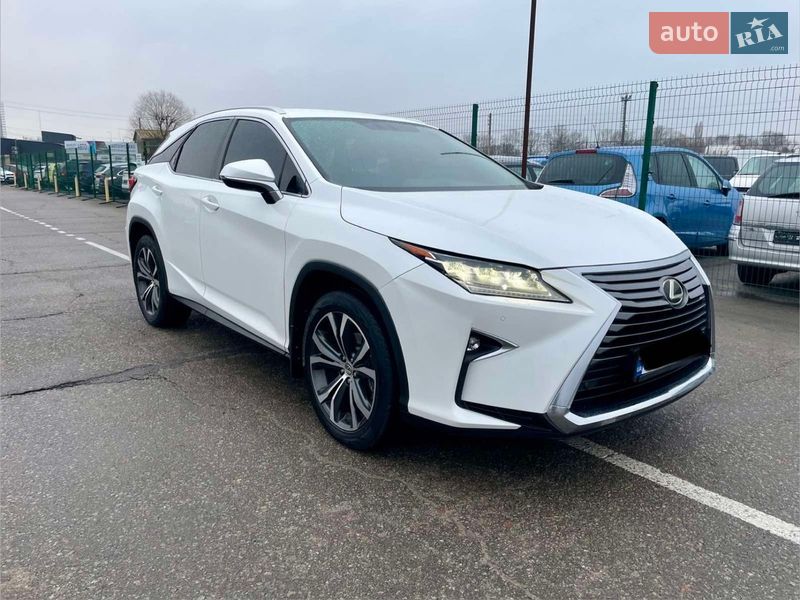 Lexus-2