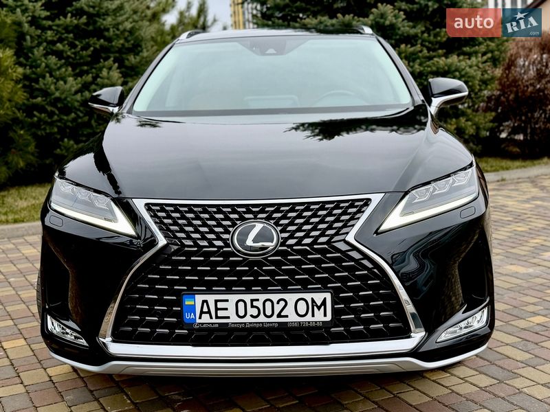Lexus-5