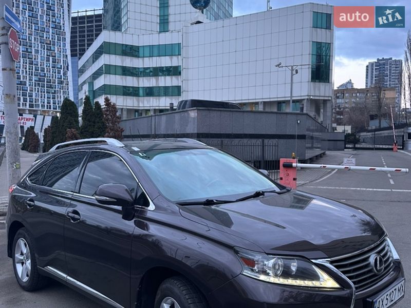Lexus-0