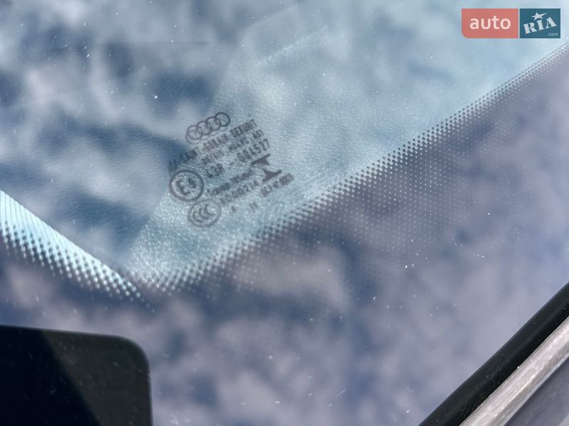 Audi-8