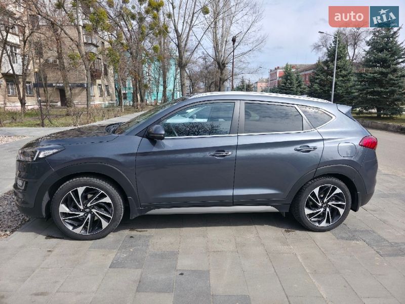 Hyundai-2