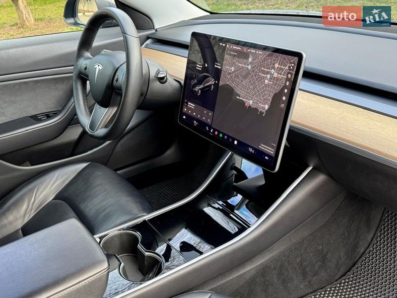 Tesla-33